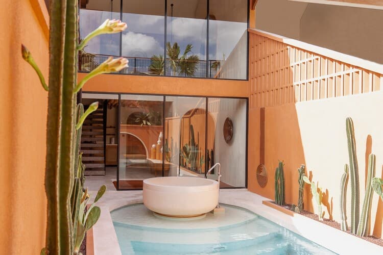 Cyrus Villa, photo 4