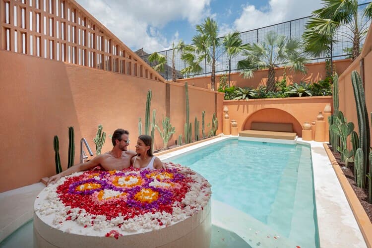 Cyrus Villa, photo 7